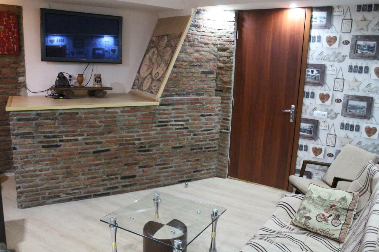 Lui Lui Apartment Tbilisi Exterior photo